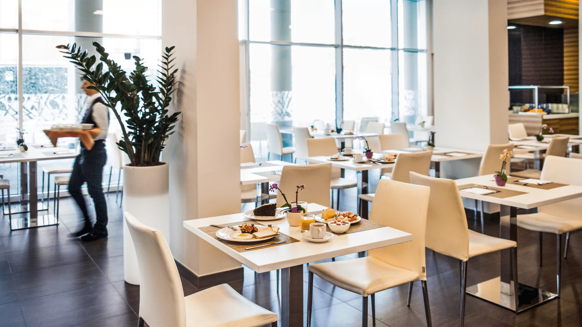 Sala Colazione - Hotel degli Arcimboldi